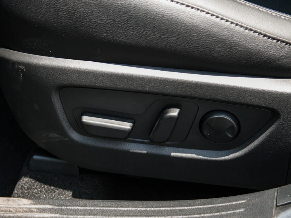 Used 2026 Machine Gray Metallic Mazda Premium image 11