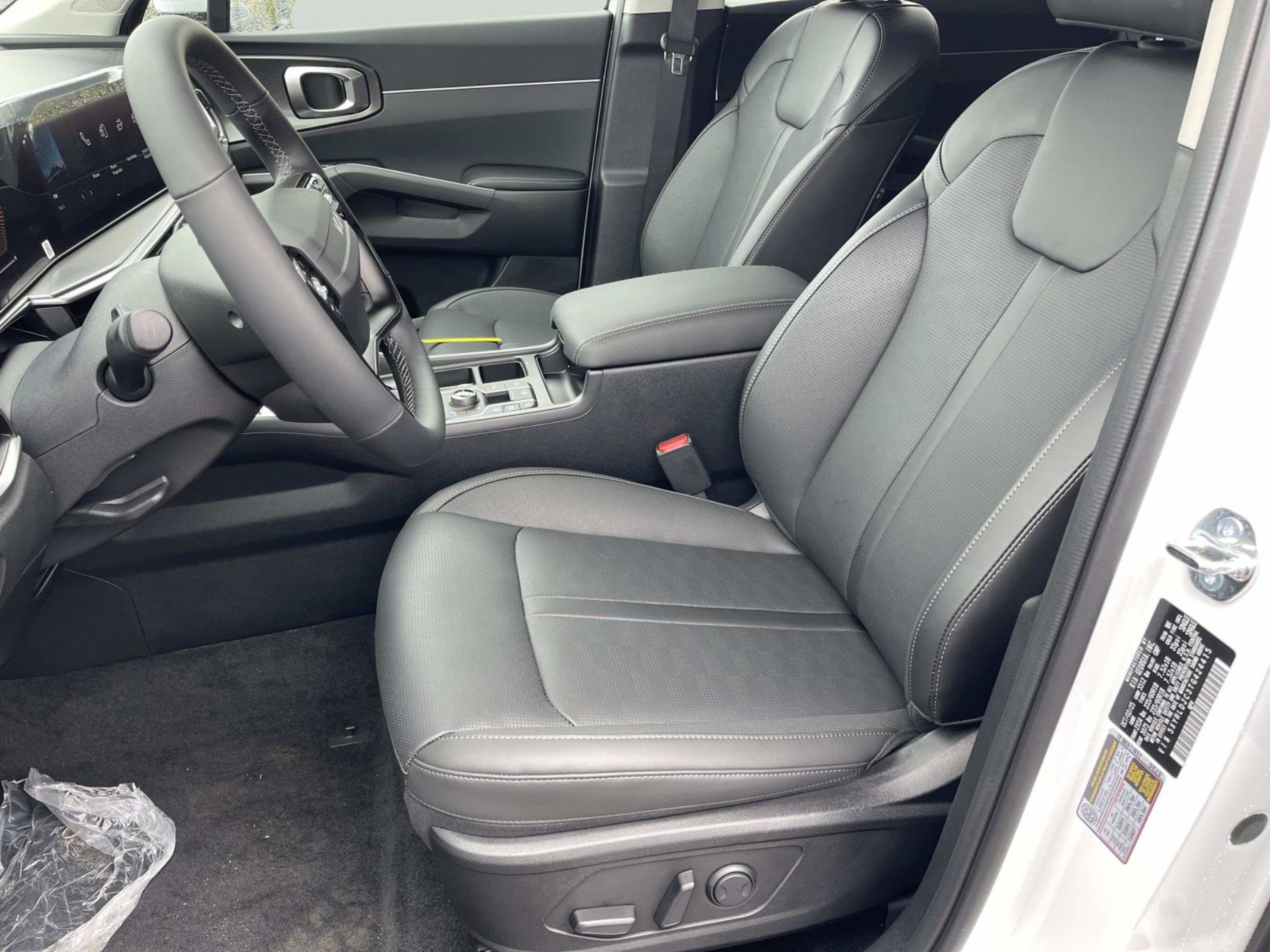 2026 Kia Sorento S - Photo 18