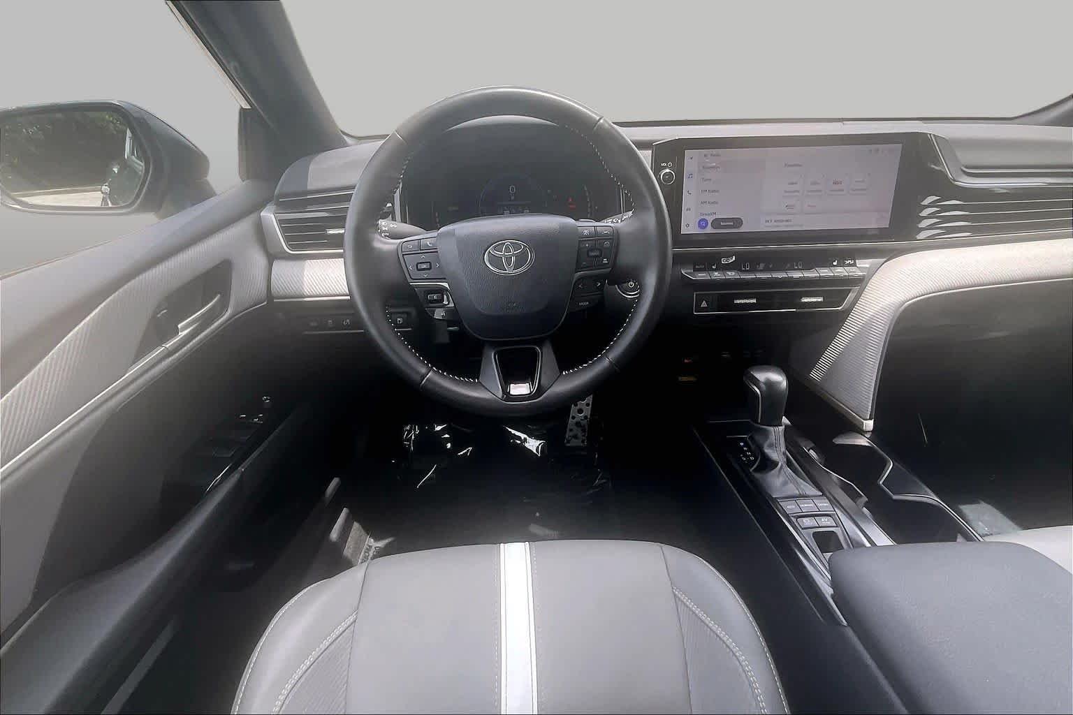 Used 2025 Underground Toyota SE image 6