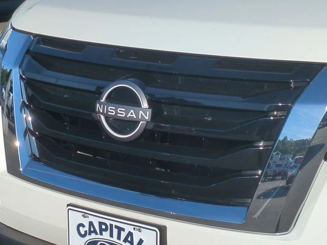 Used 2022 White Nissan SV image 36
