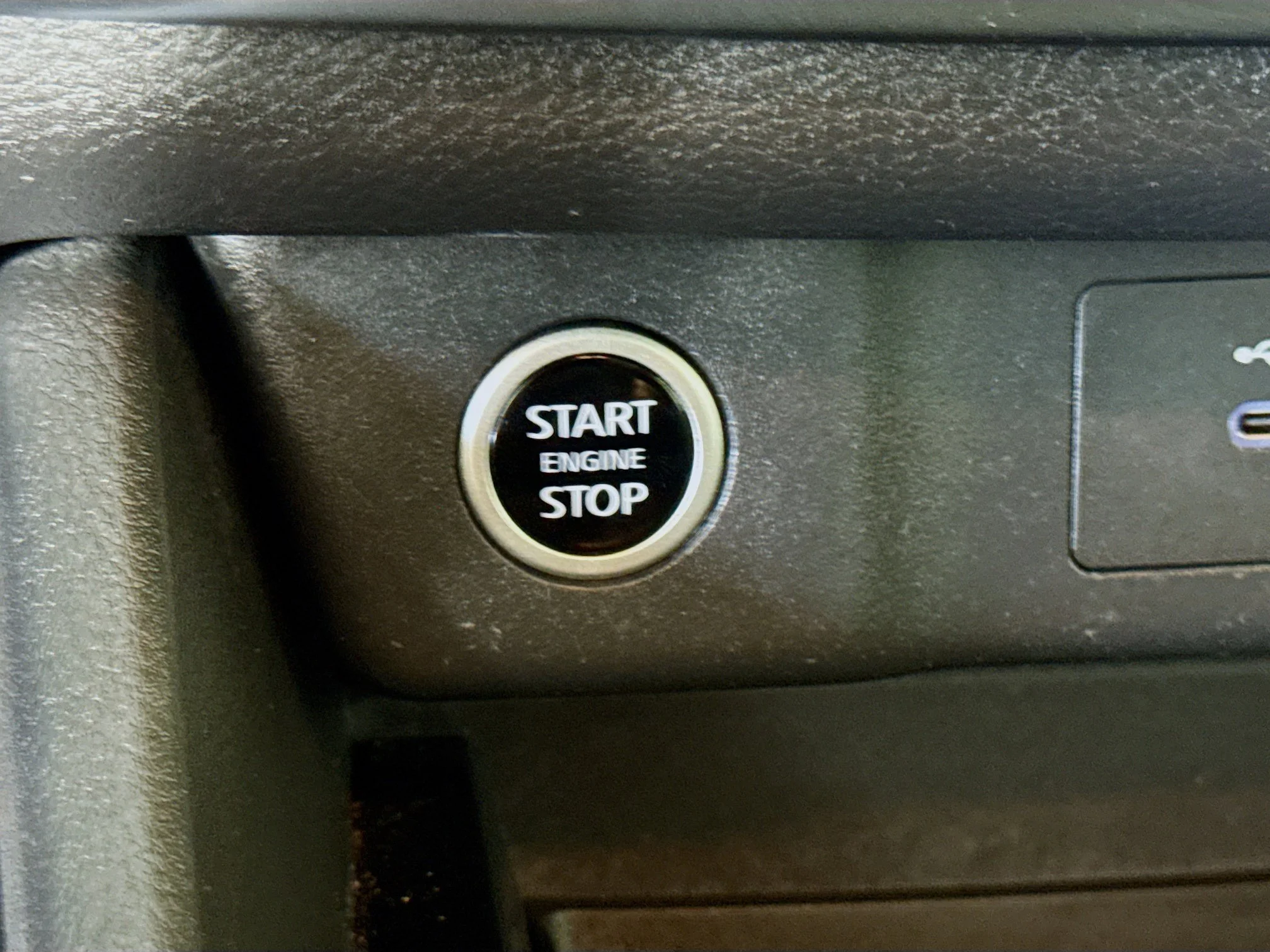 Used 2022 Super Black Nissan SV image 17