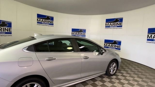Used 2017 Chevrolet Cruze LT with VIN 1G1BE5SMXH7112064 for sale in Jacksonville, NC
