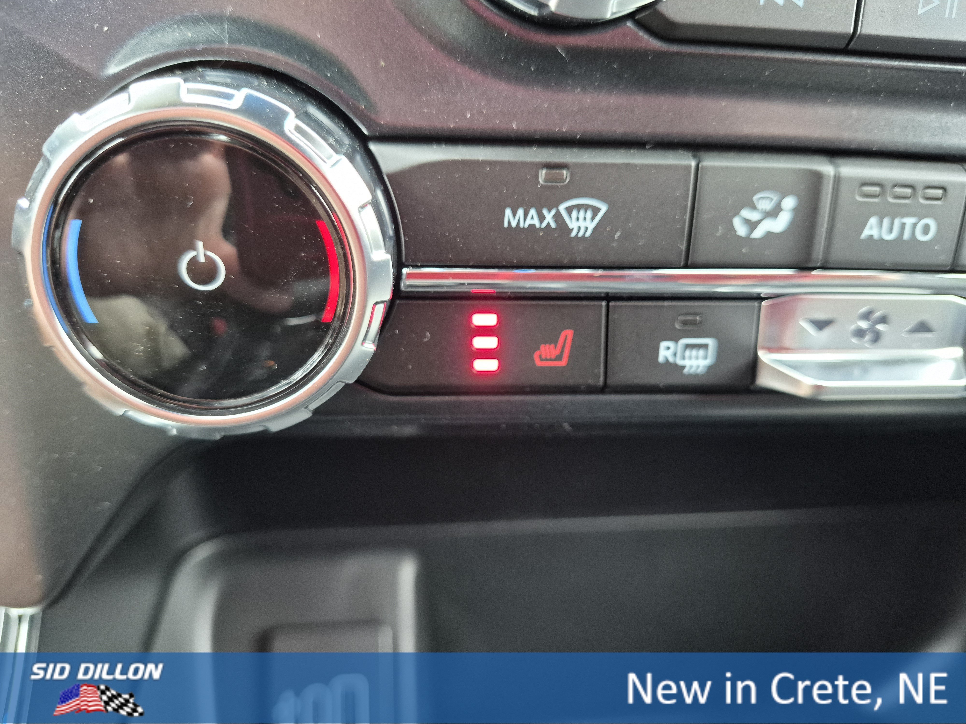 New 2026 Carbonized Gray Metallic Ford XLT image 10