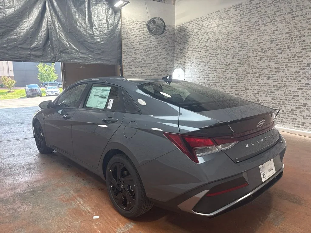 New 2026 Ecotronic Gray Hyundai SEL Sport image 5