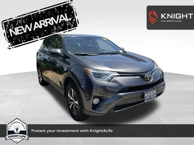 2018 Toyota RAV4 XLE's photo