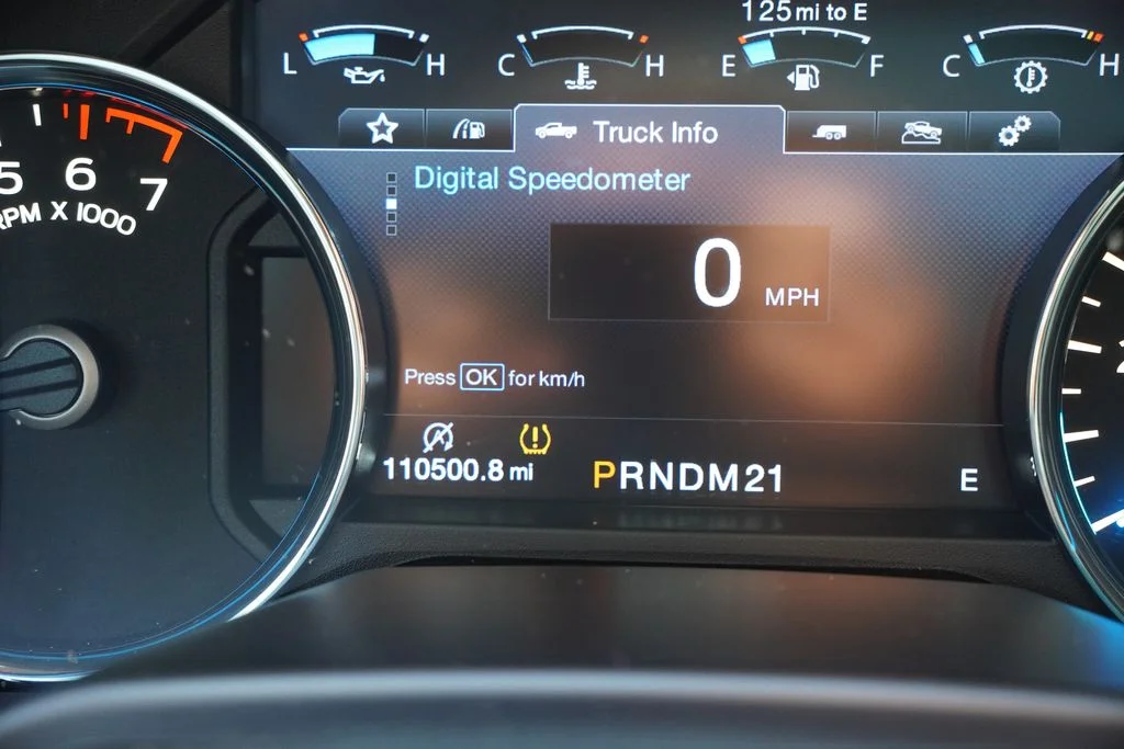 Used 2016 White Ford Lariat image 8