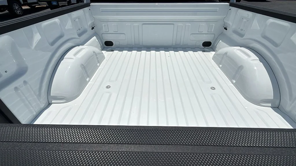 New 2026 Oxford White Ford Lariat® image 10