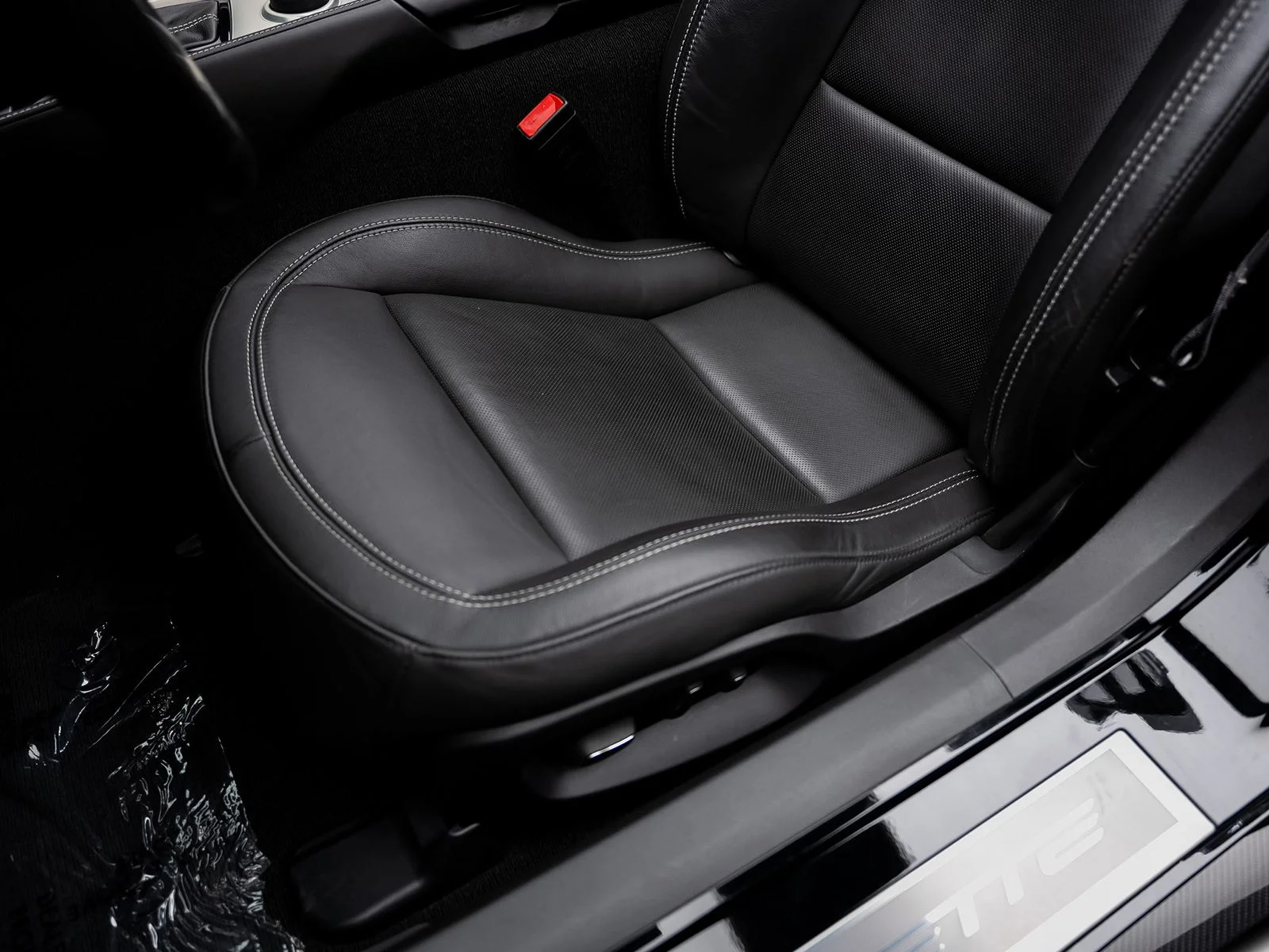 Used 2016 Black Chevrolet Z06 image 36