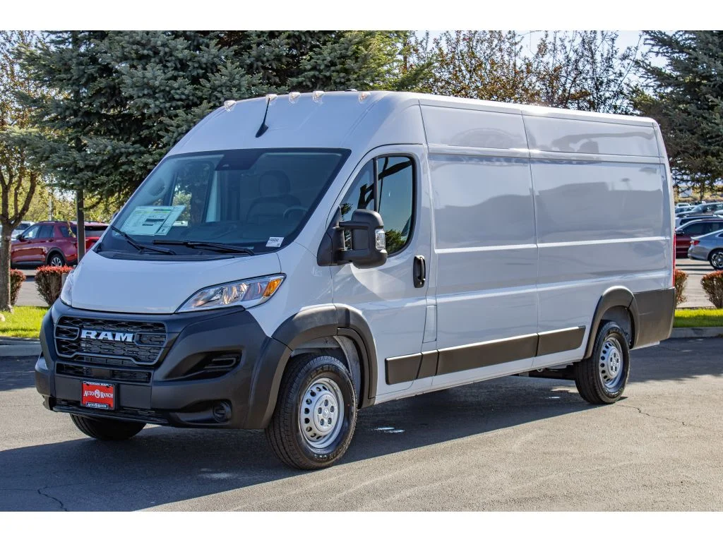 New 2026 Bright White Clearcoat Ram Tradesman image 4