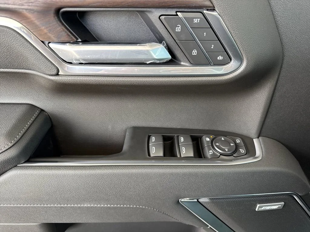 2026 GMC Sierra 1500 SLT - Photo 10