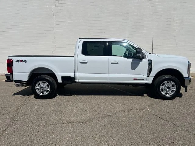 New 2026 Oxford White Ford F-250® XLT image 41
