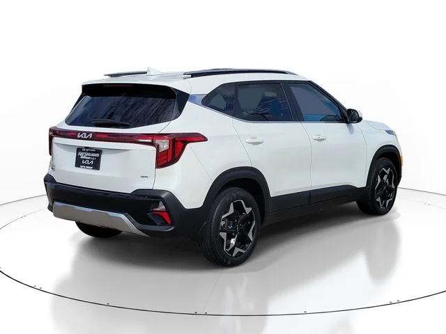 Used 2024 White Kia EX image 6