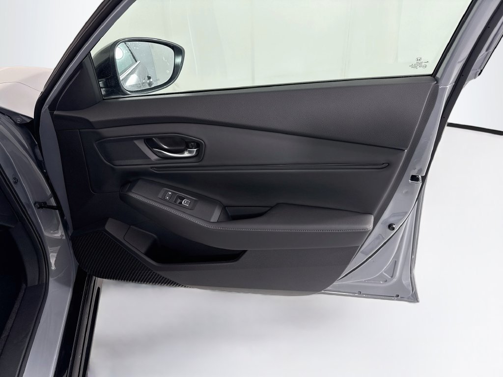 New 2026 Urban Gray Pearl Honda Sport-L image 26