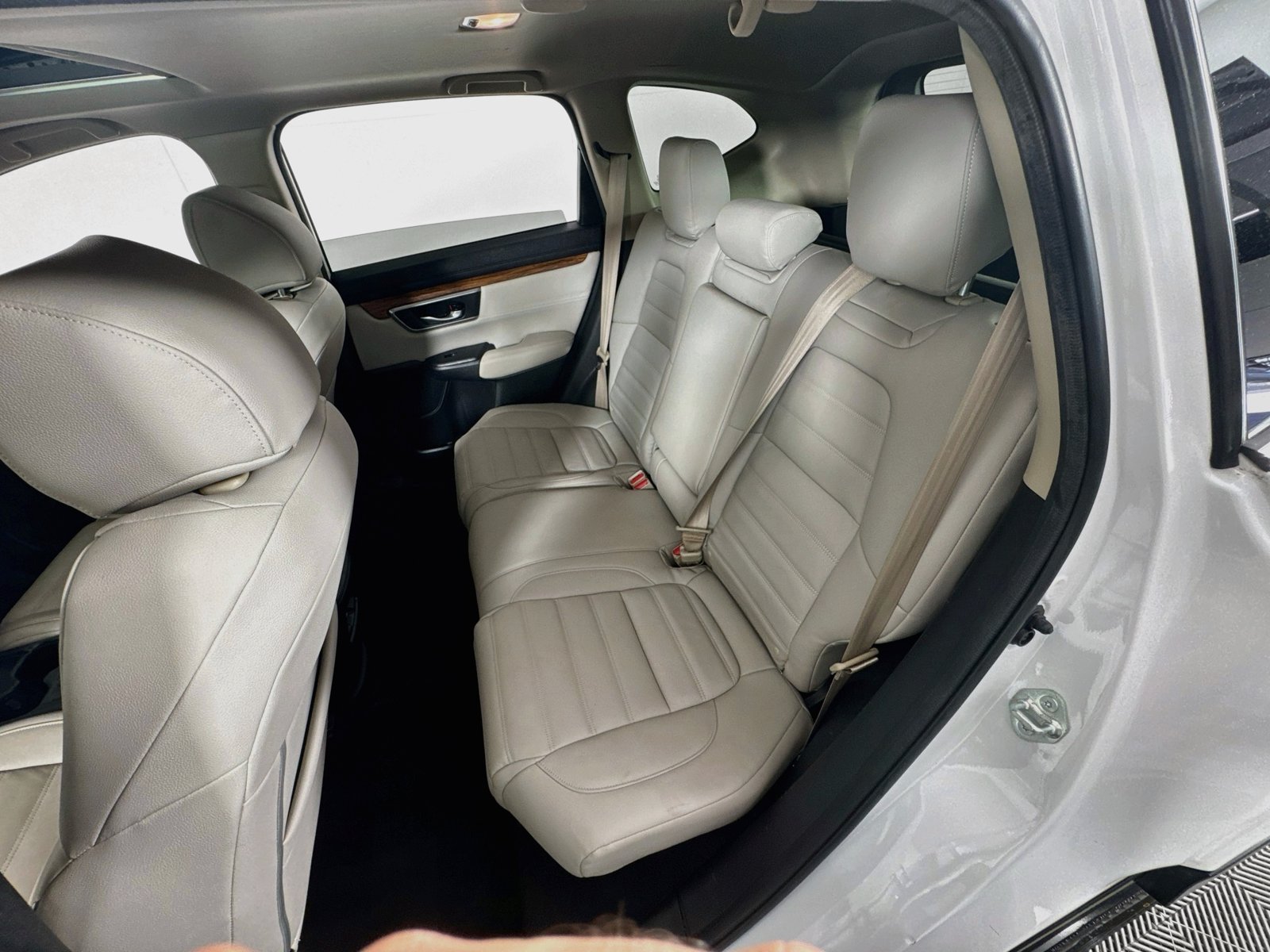 Used 2022 Platinum White Pearl Honda EX image 18