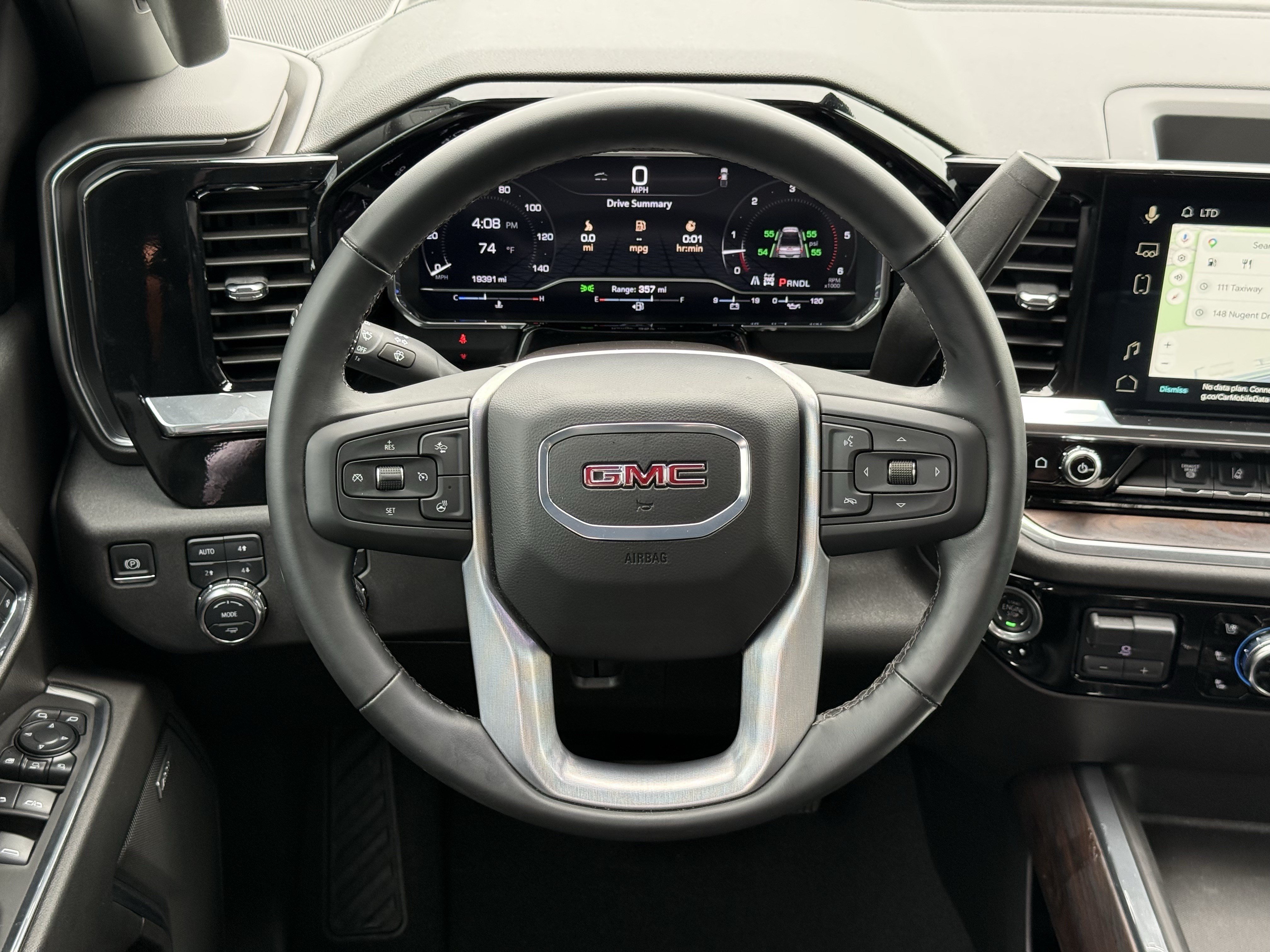 Used 2025 Onyx Black GMC SLT image 14