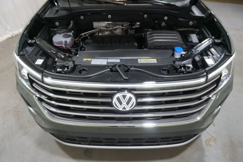 New 2026 Green Volkswagen 2.0T SE w/Technology image 33