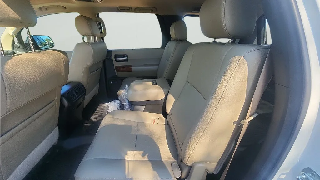 Used 2021 White Toyota Platinum image 12