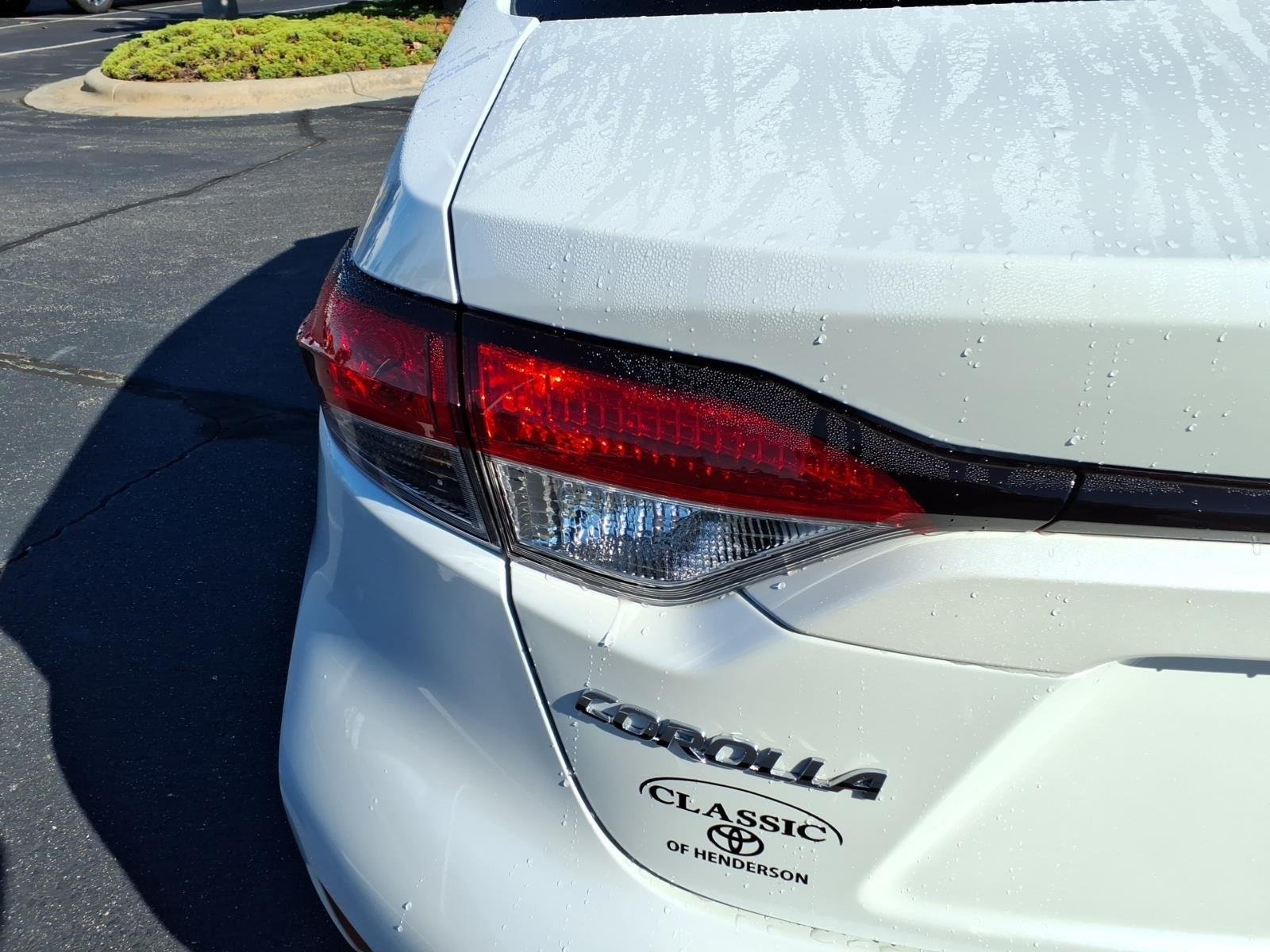 Used 2026 Wind Chill Pearl Toyota LE image 15