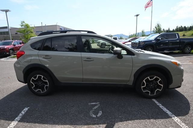 Used 2016 Beige Subaru 2.0i Limited image 5