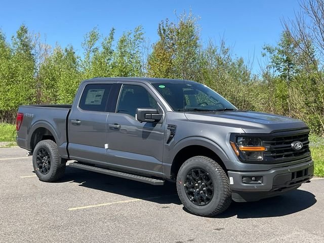 New 2026 Carbonized Gray Metallic Ford XLT image 1