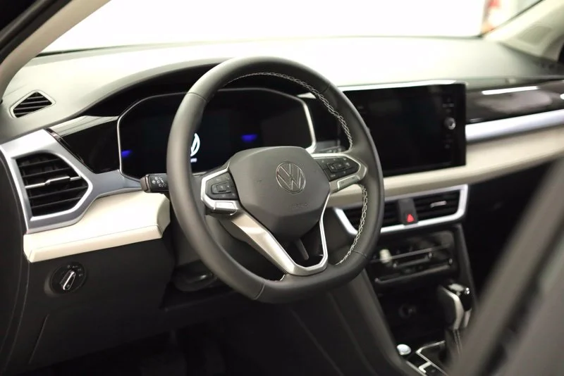 2026 Volkswagen Taos SE - Photo 12