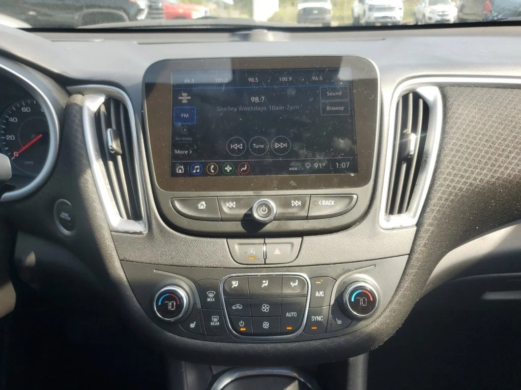 Used 2025 Gray Chevrolet LT image 20