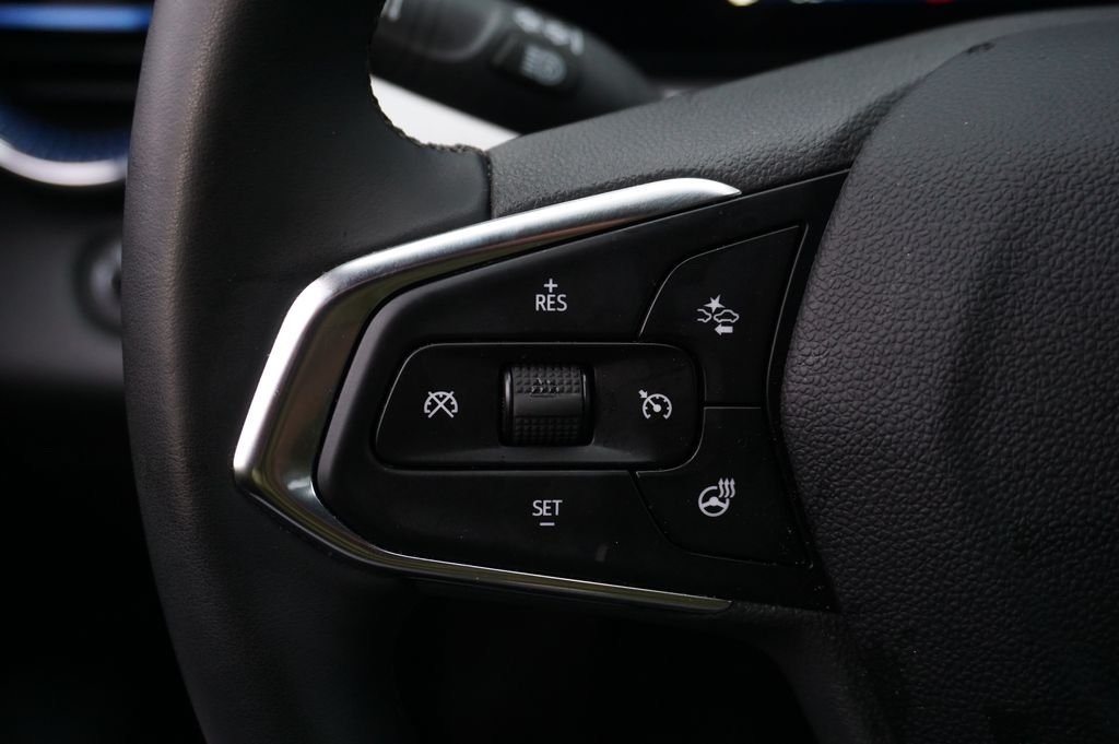 Used 2025 Gray Chevrolet LT image 19