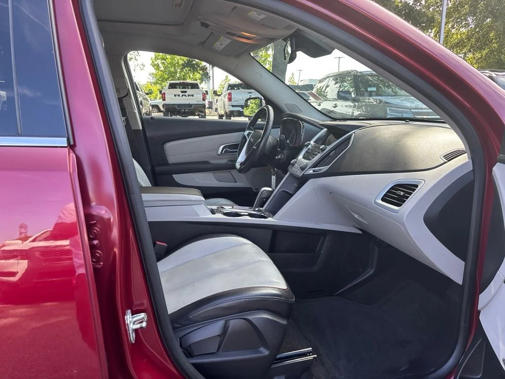 Used 2012 Red GMC SLT-2 image 17