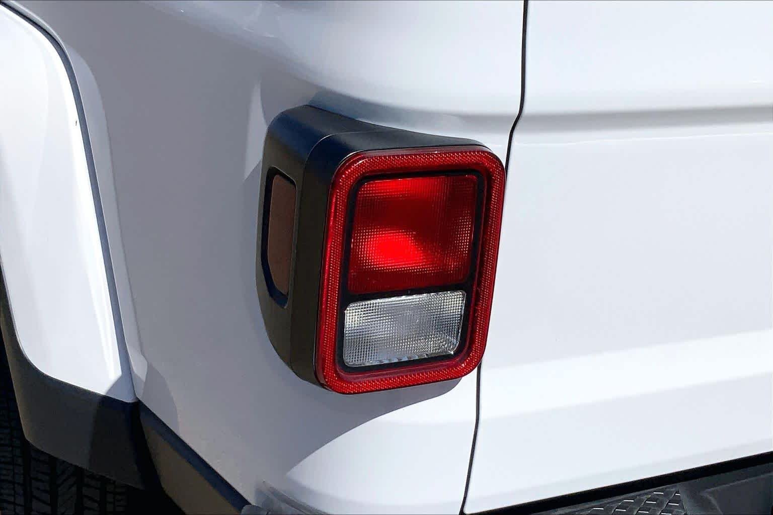 Used 2022 Bright White Clearcoat Jeep Overland image 56