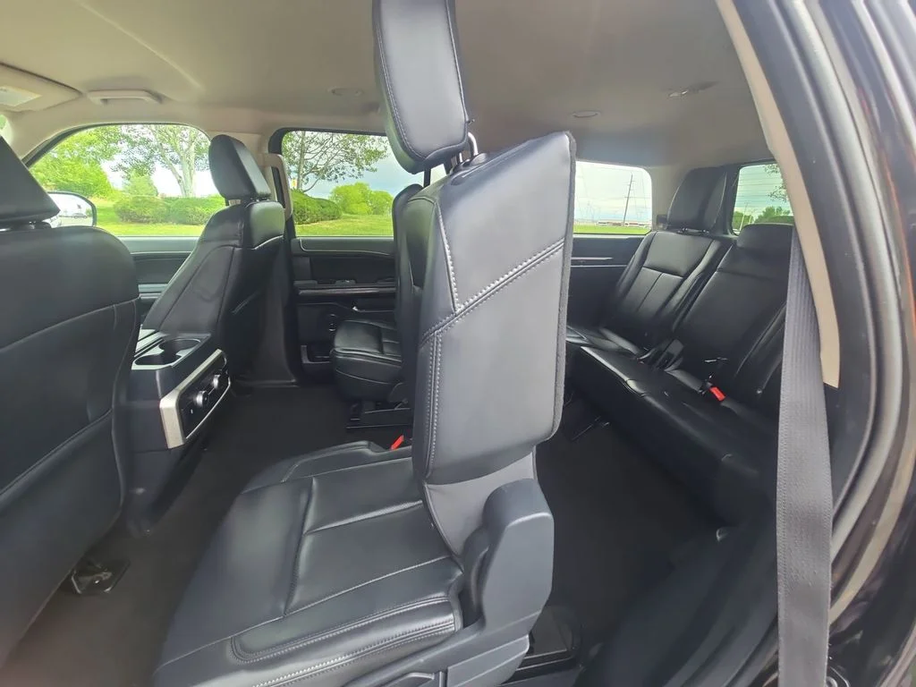 Used 2024 Black Ford XLT image 39