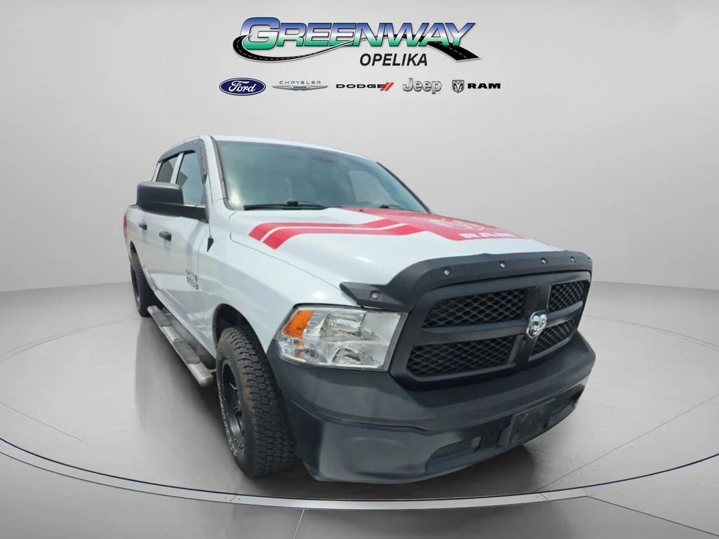 2018 RAM 1500 Tradesman Crew Cab 5'7's photo