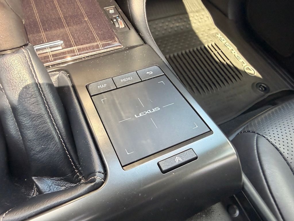 Used 2023 Atomic Silver Lexus 460 Luxury image 17