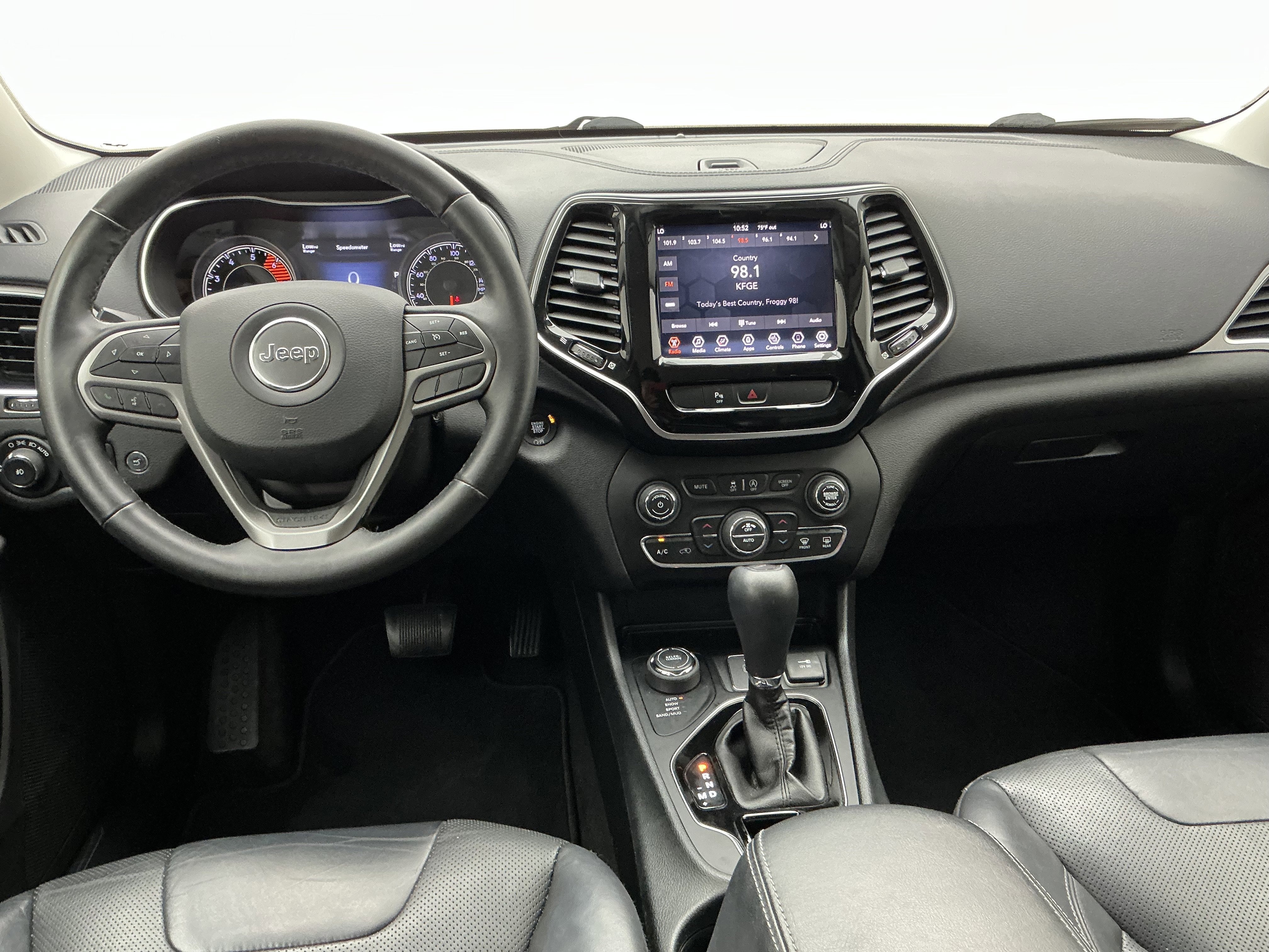 Used 2019 Bright White Clearcoat Jeep Limited image 20