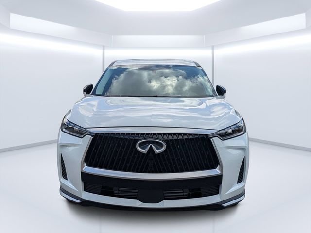 New 2027 RADIANT WHITE INFINITI Pure FWD image 8