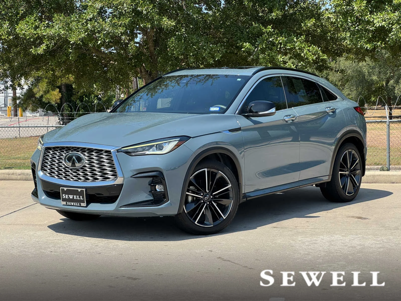 2023 INFINITI QX55 LUXE