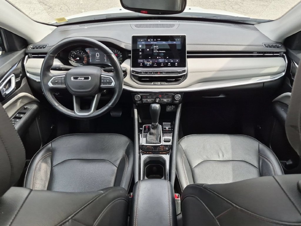 Used 2022 White Jeep Limited image 21