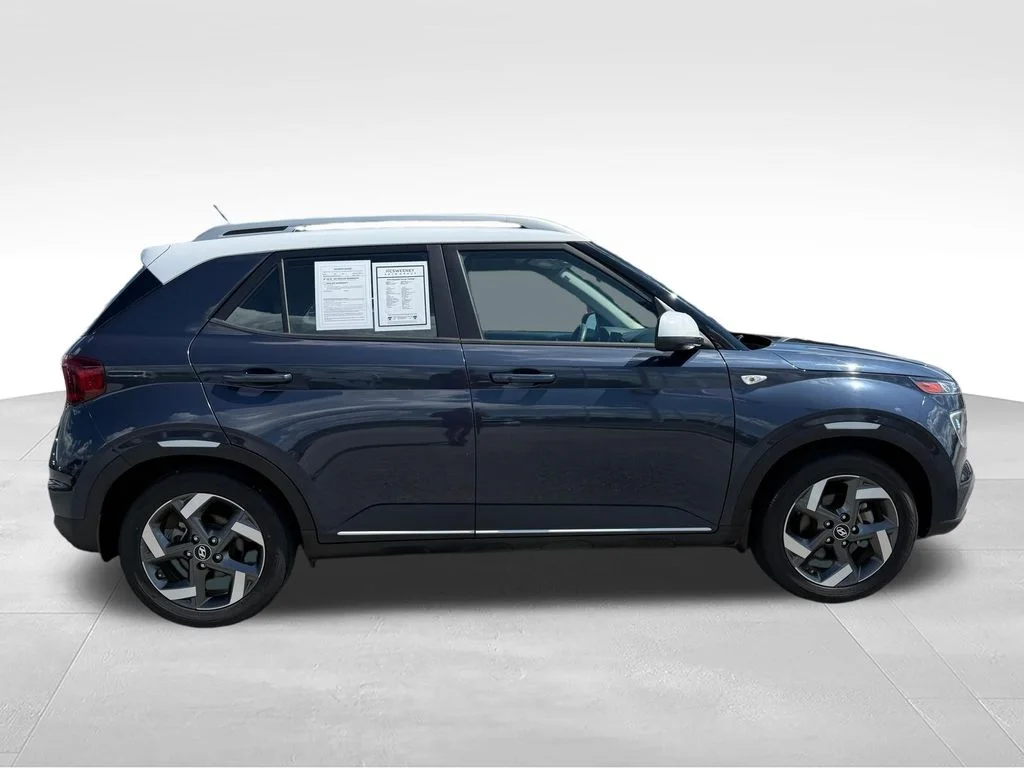 Used 2023 White Hyundai Limited image 29