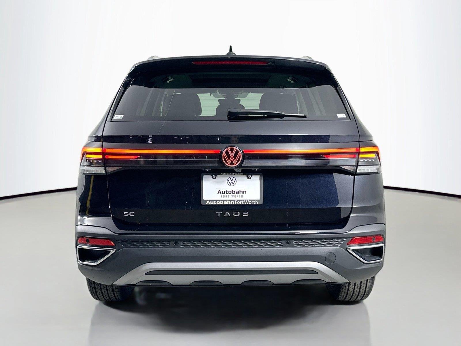 2026 Volkswagen Taos SE - Photo 6