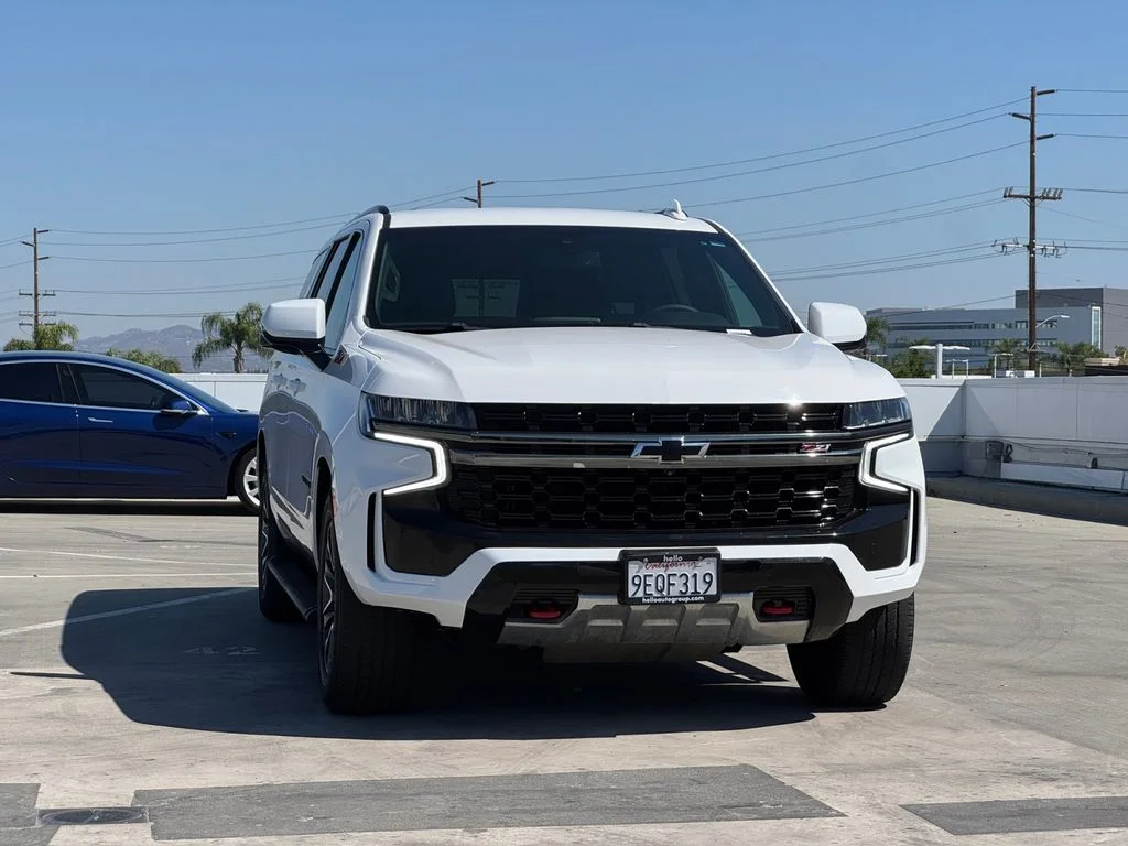 Used 2022 White Chevrolet Z71 image 4