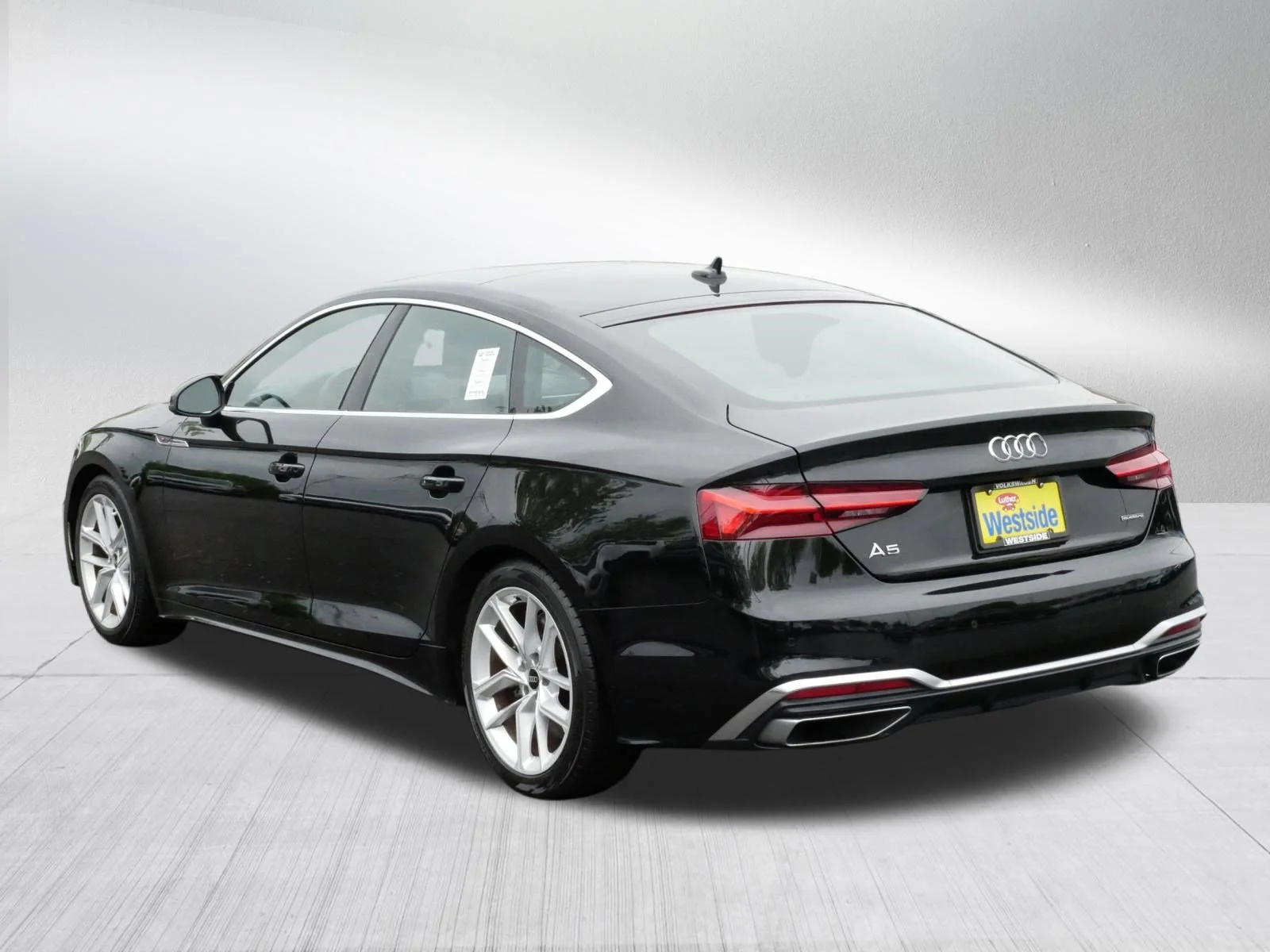 Used 2023 Mythos Black Metallic Audi S line Premium Plus image 5