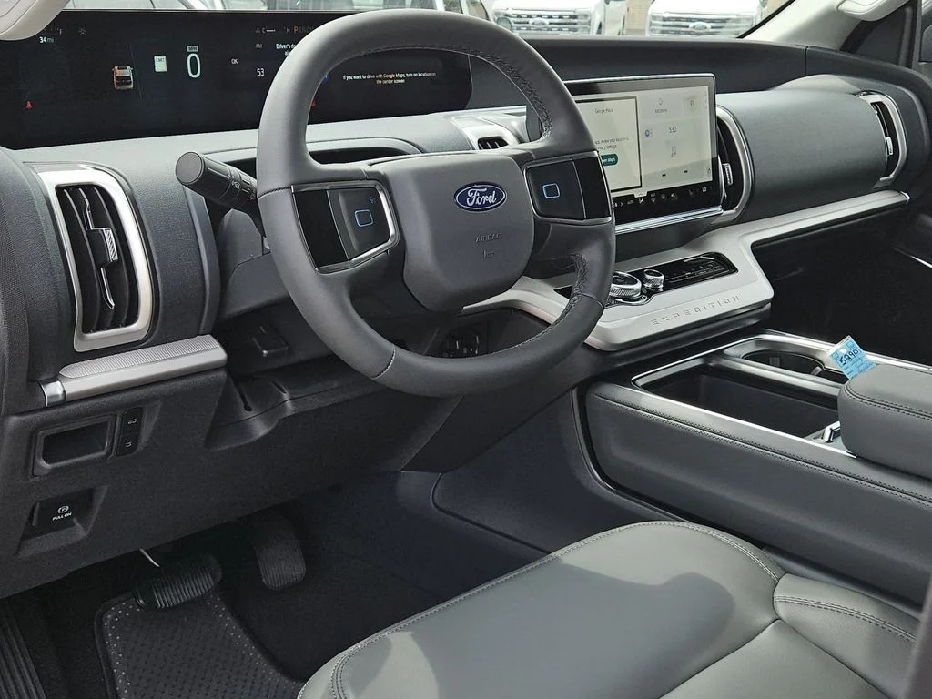 New 2026 Star White Metallic Tri-Coat Ford MAX Active image 25