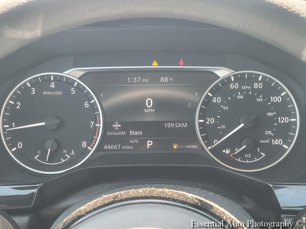 Used 2022 Deep Ocean Blue Nissan S image 12