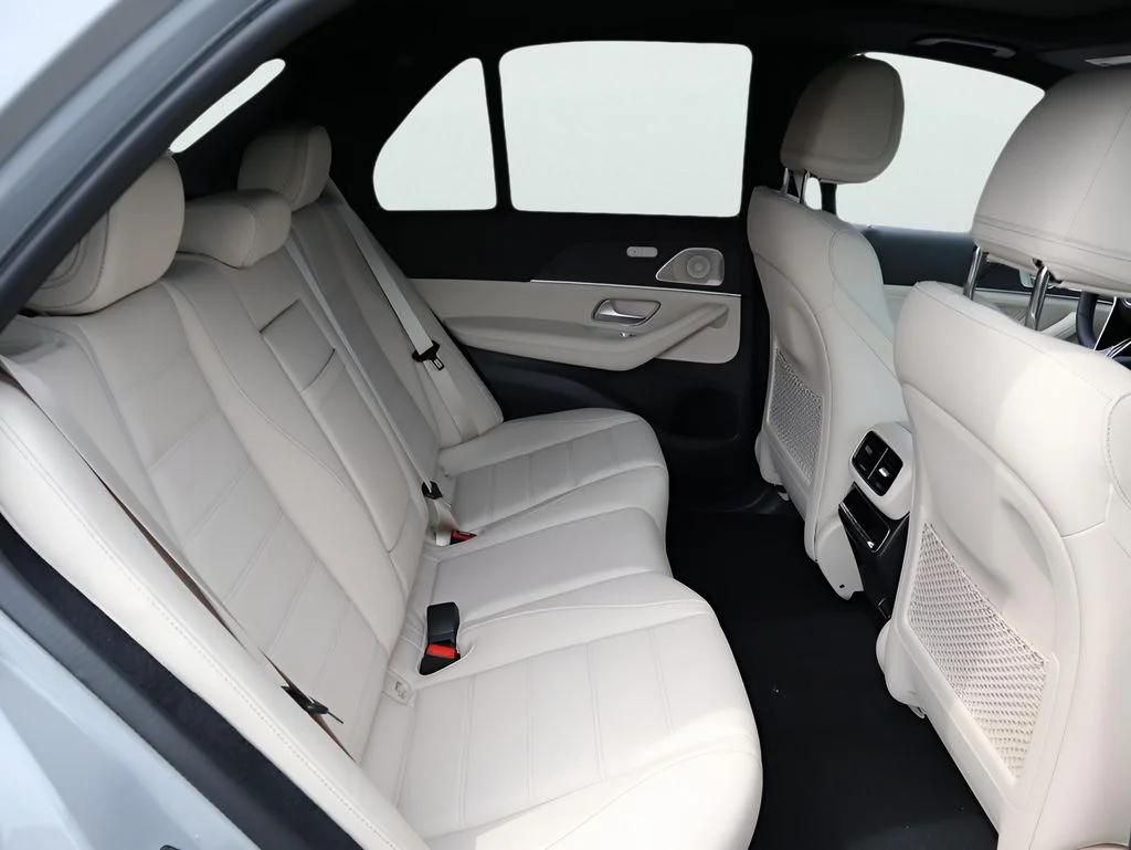 Used 2026 MANUFAKTUR Alpine Gray Mercedes-Benz GLE 450 image 18