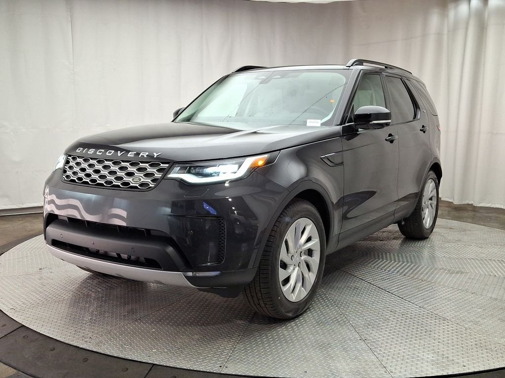 2025 Land Rover Discovery P300 S's photo