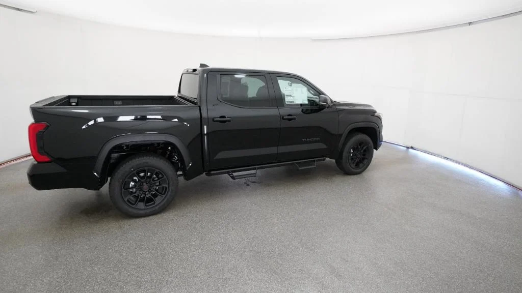 2026 Toyota Tundra SR5 - Photo 37