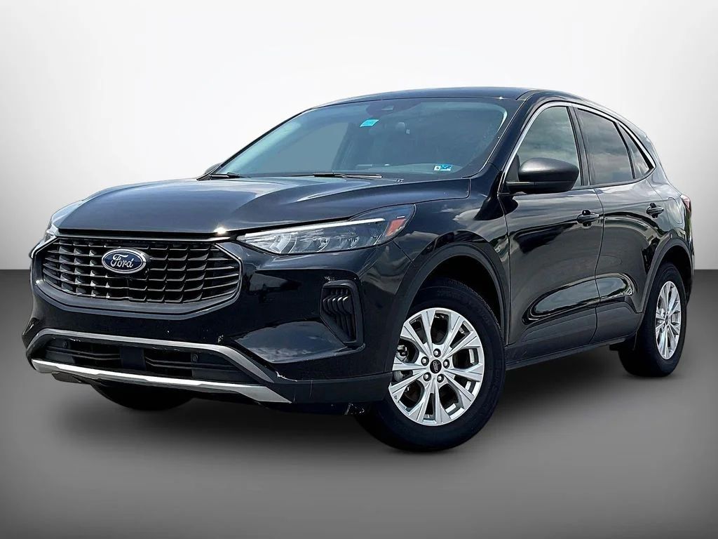 Used 2024 Black Ford Active image 3