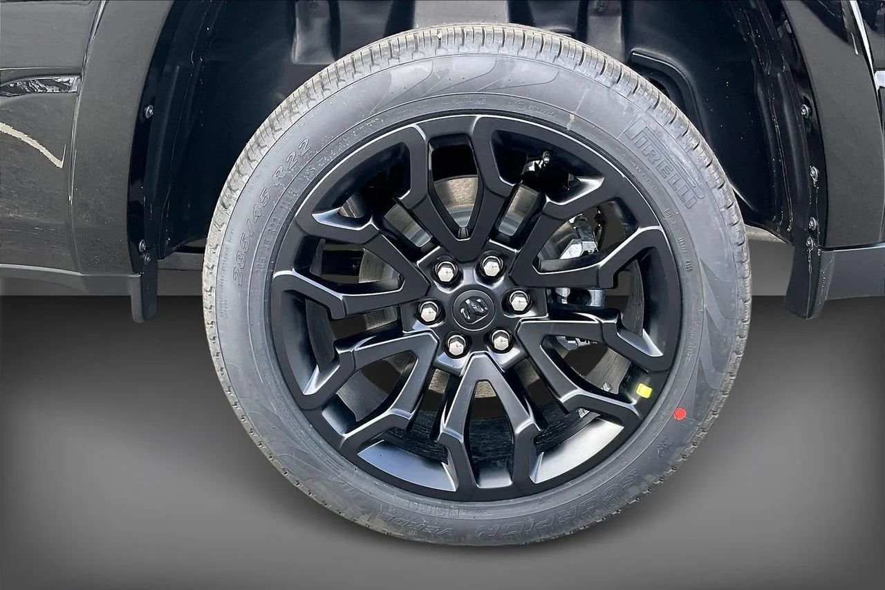 New 2026 Diamond Black Crystal Pearl-Coat Exterior Paint RAM Limited image 33