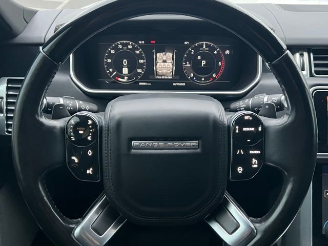 Used 2018 White Land Rover HSE image 10