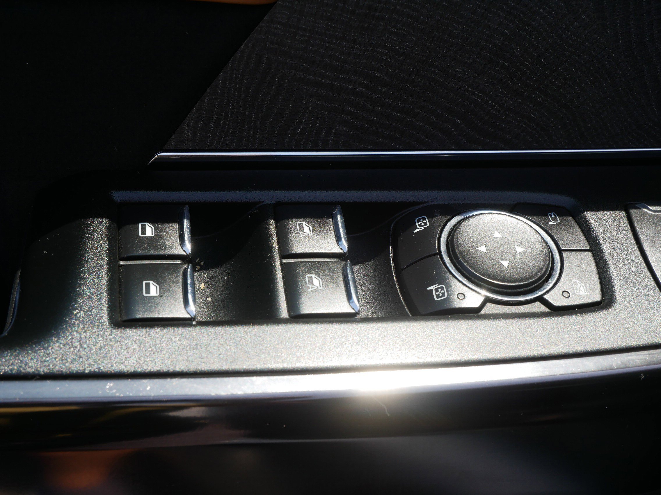 Used 2023 White Ford Platinum image 18