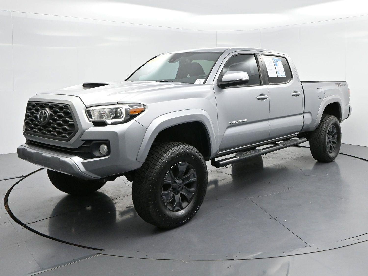 Used 2020 Silver Sky Metallic Toyota SR5 image 3